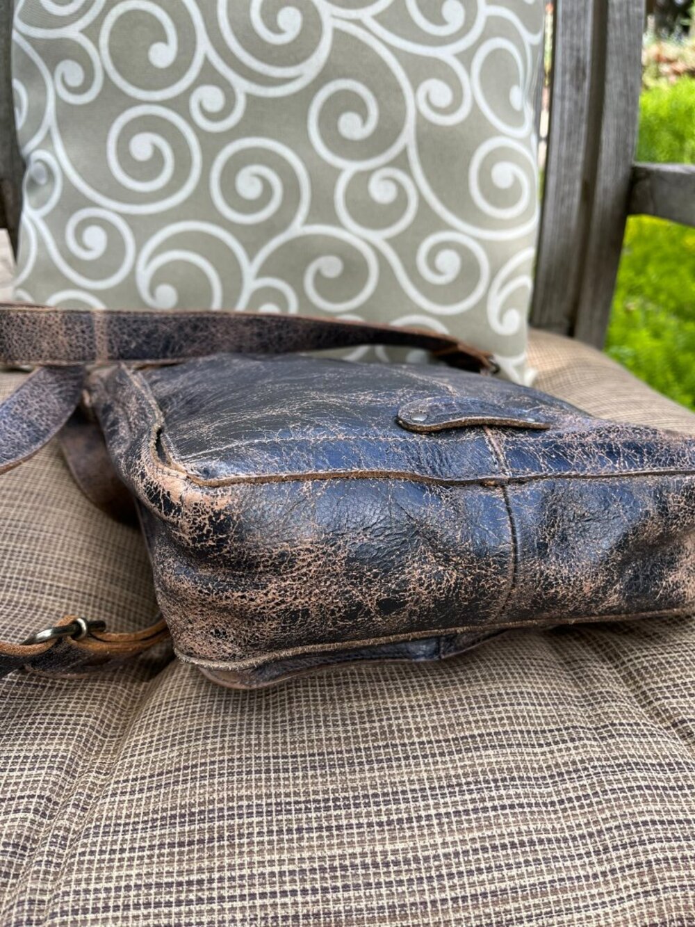 Bed Stu AINHOA LTC Crossbody, Black Lux Leather, MSRP $255, Like New Condition - Picture 14 of 16